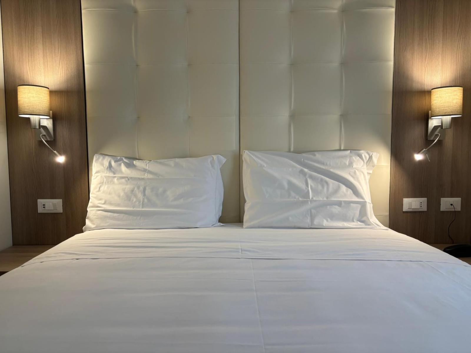 ג'נובה Hotel Boccascena מראה חיצוני תמונה