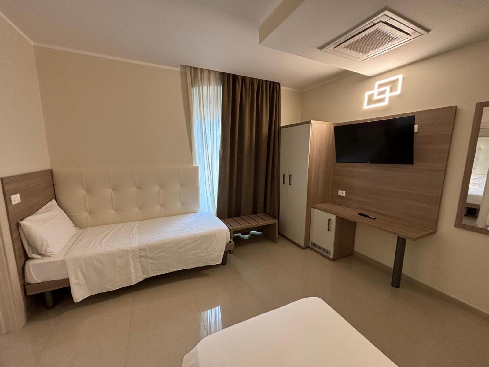 ג'נובה Hotel Boccascena מראה חיצוני תמונה