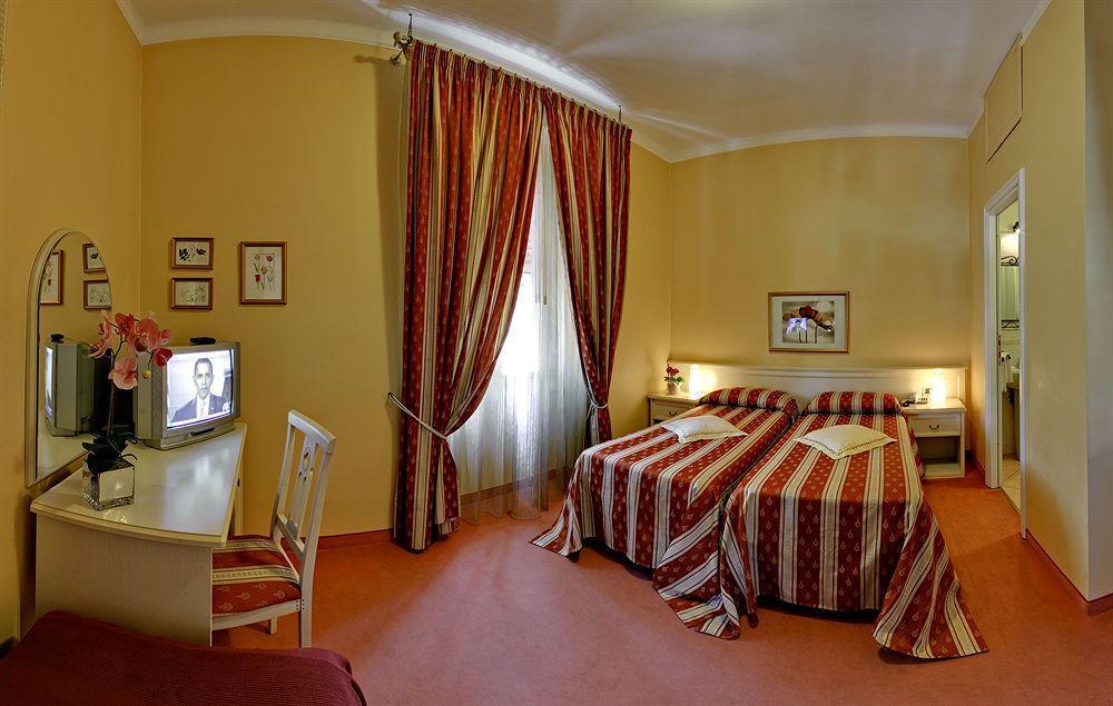 ג'נובה Hotel Boccascena מראה חיצוני תמונה